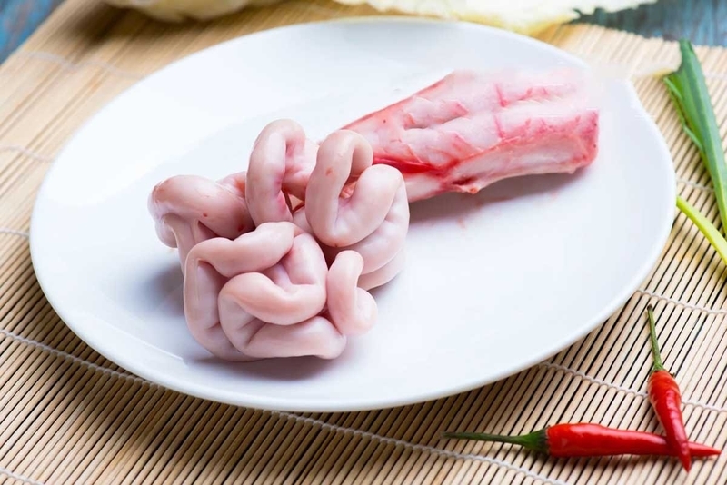 Dồi trường xào cải chua (ảnh 2)