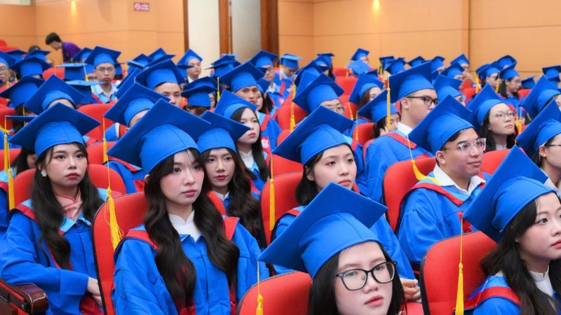 Chính sách ưu tiên tạo cơ hội tiếp cận tri thức cho người có hoàn cảnh khó khăn