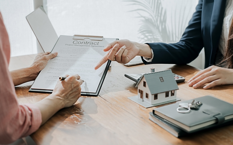 Quyền được bảo vệ bởi hợp đồng
