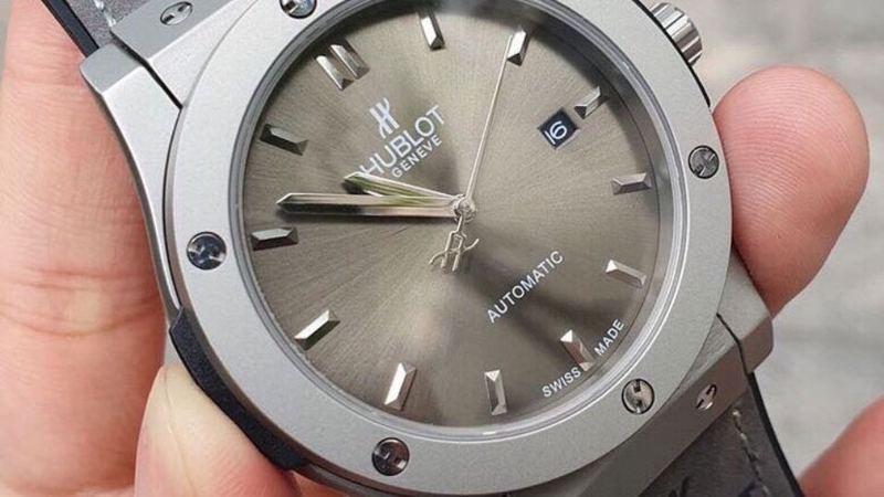 đồng hồ Hublot 1