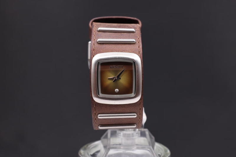 Đồng hồ Nixon (ảnh 7)
