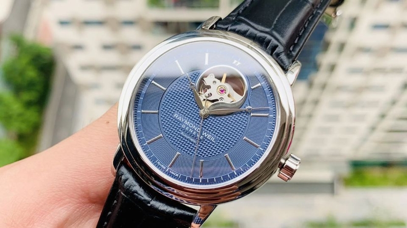 Đồng hồ Raymond Weil 1