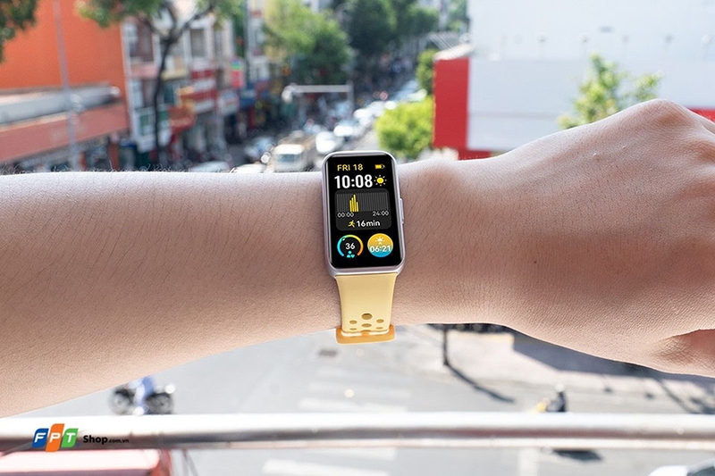 Top 7 đồng hồ nữ giảm giá ngày Valentine 2025 (hình 2)