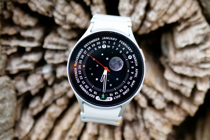 Đồng hồ Samsung đáng mua nhất 2026 - 02