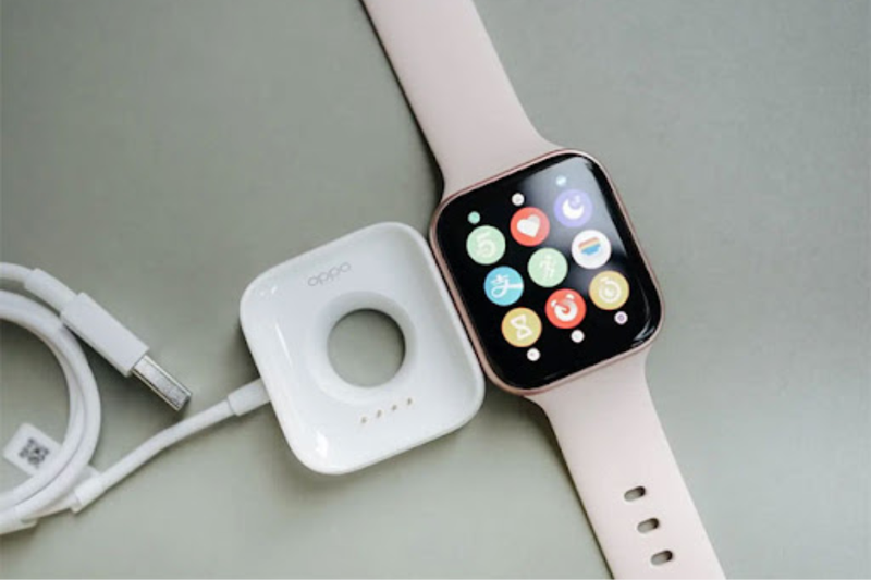 đồng hồ thông minh đế sạc nam châm 7