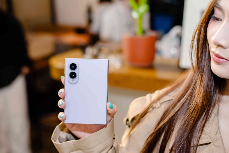 Pin Galaxy Z Fold 8 tăng bao nhiêu so với Galaxy Z Fold 7