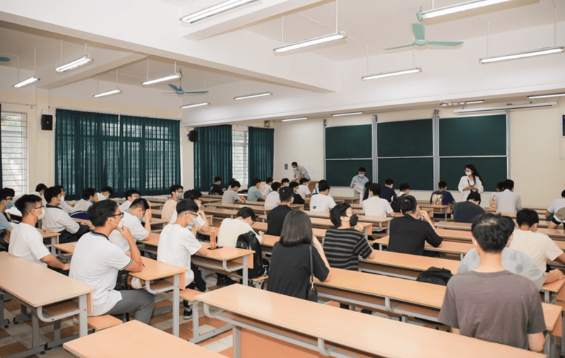 Du học nghề và học đại học nên chọn cái nào