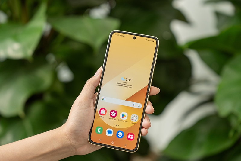 du-lich-cung-galaxy-zflip-6 (12).jpg