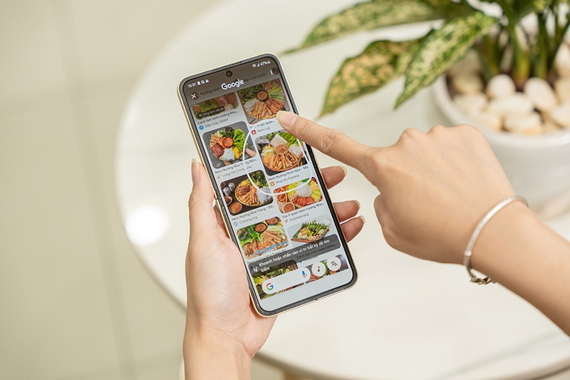 du-lich-cung-galaxy-zflip-6 (4).jpg