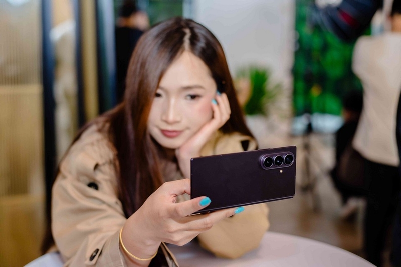 Dung lượng pin Galaxy Z Fold 8 Ultra 2