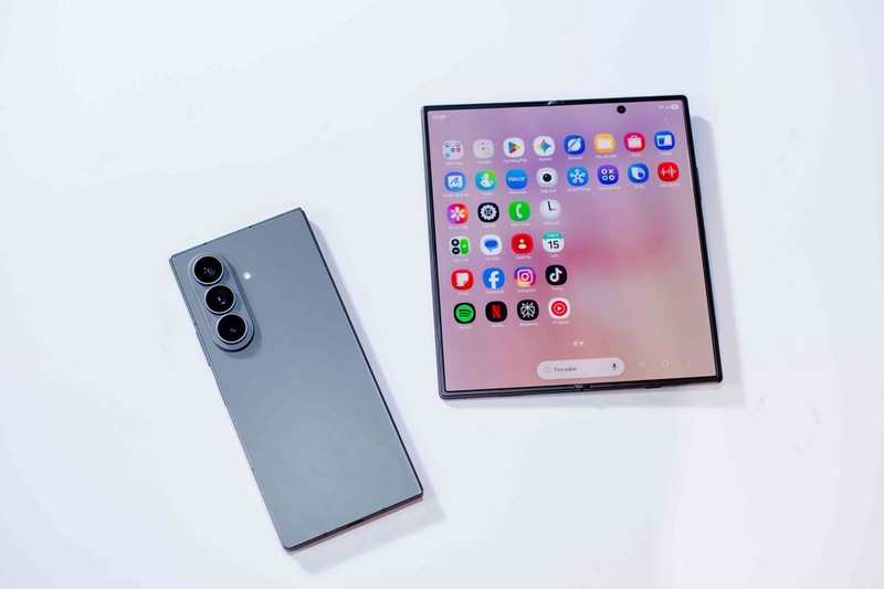 Dung lượng pin Galaxy Z Fold 8 Ultra 3