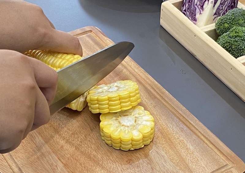 cách làm đuôi bò hầm bí đỏ 4