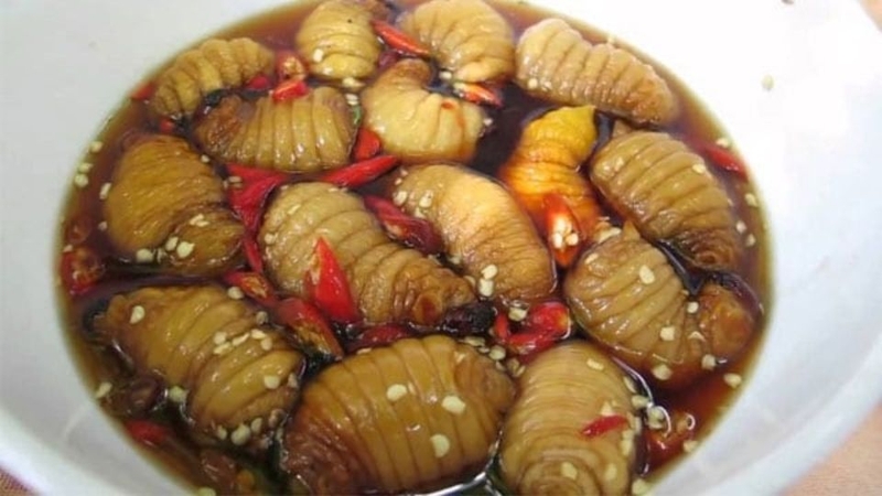 Đuông dừa tắm mắm