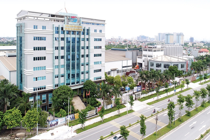 EAUT là trường gì 5