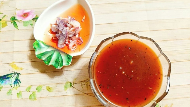 Nước sốt chua ngọt để xào cùng ếch