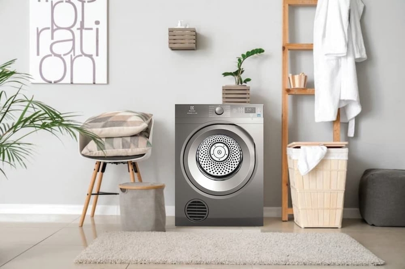 may say thong hoi electrolux eds854n3sb giam phai mau quan ao