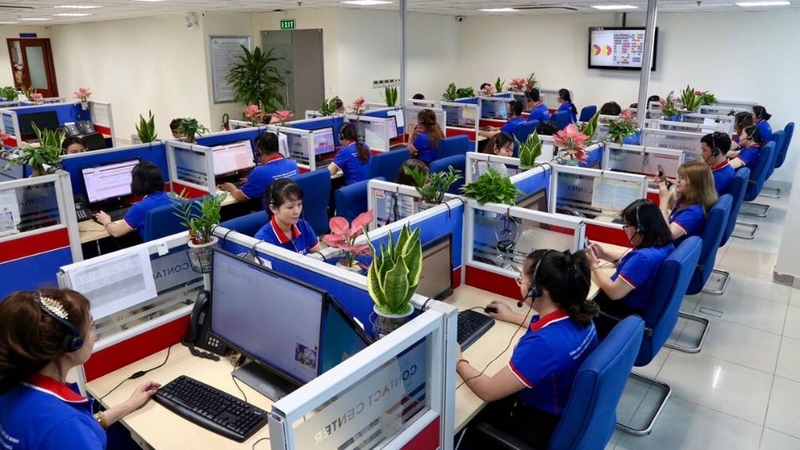 Gửi các yêu cầu hỗ trợ về điện