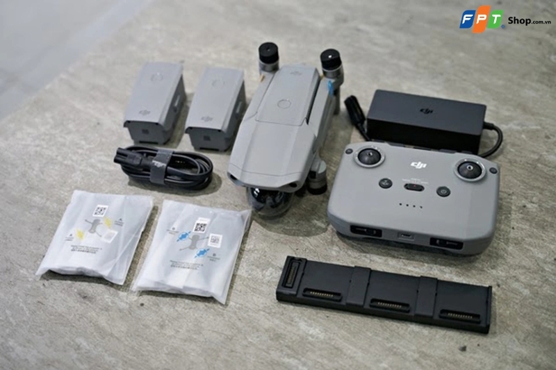 Flycam được cấu thành từ nhiều linh kiện quan trọng
