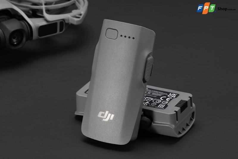Tích hợp thêm pin Flycam dự phòng để tối ưu trải nghiệm