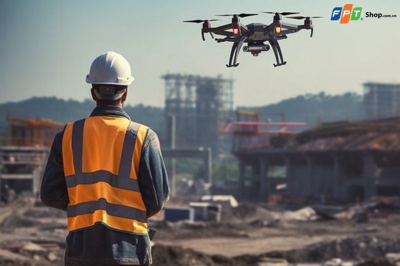 Flycam ngày càng được dùng rộng rãi trong xây dựng