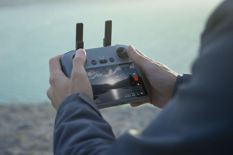 flycam-dji-air-3s-fly-more-combo-dji-rc-2-10.jpg