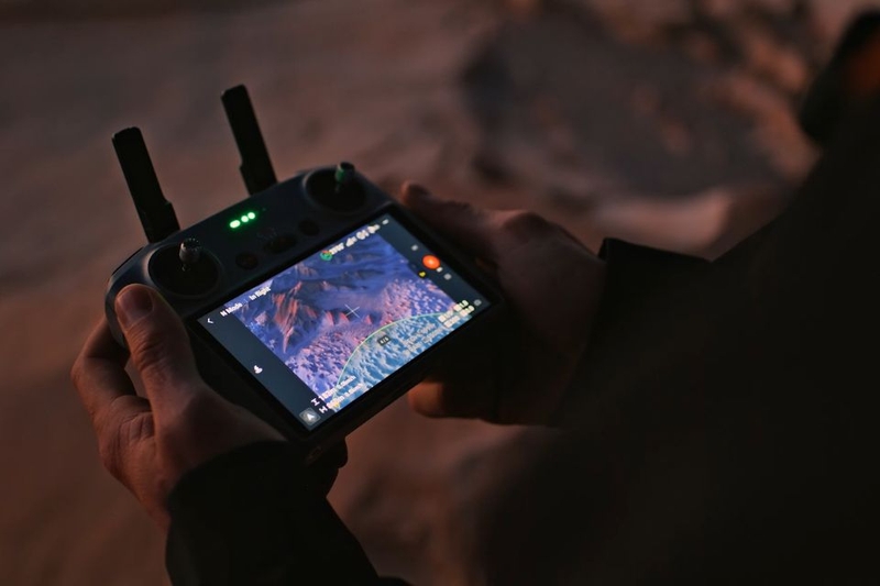 flycam-dji-air-3s-fly-more-combo-dji-rc-2-3.jpg