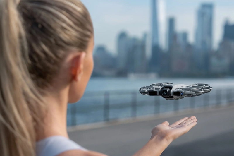 Thiết kế nhỏ nhẹ của DJI Neo 2 phù hợp với các chuyến đi