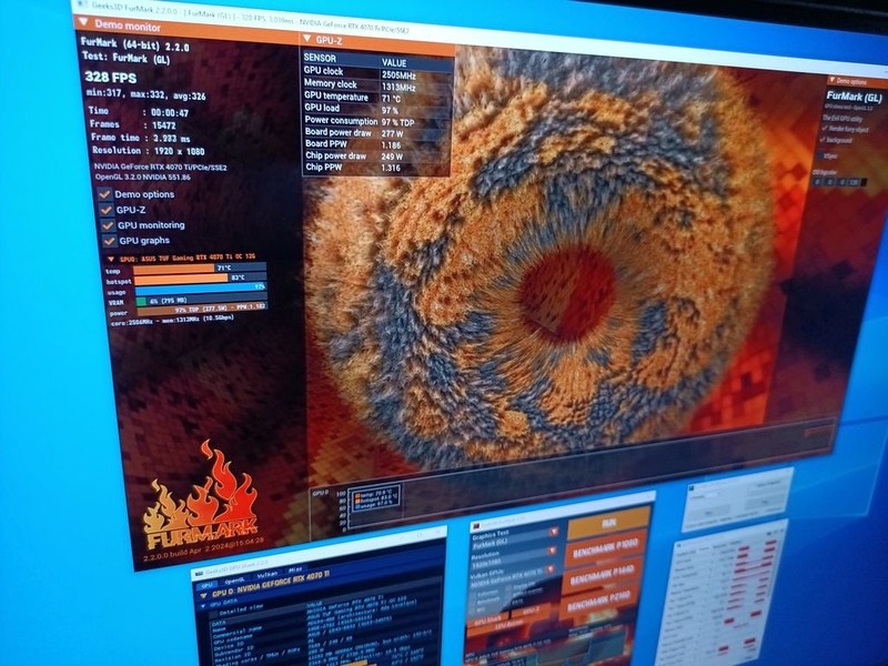 furmark download hình 2.jpg