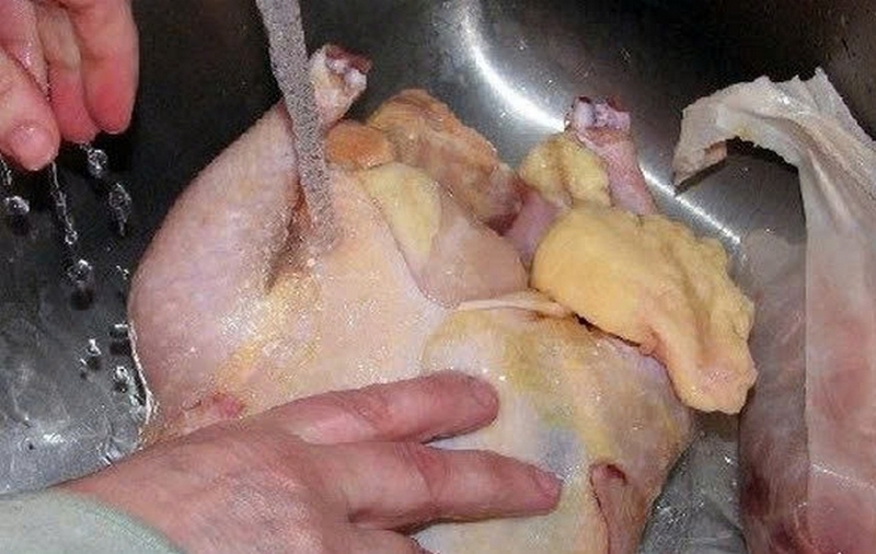 gà hầm củ sen ảnh 3
