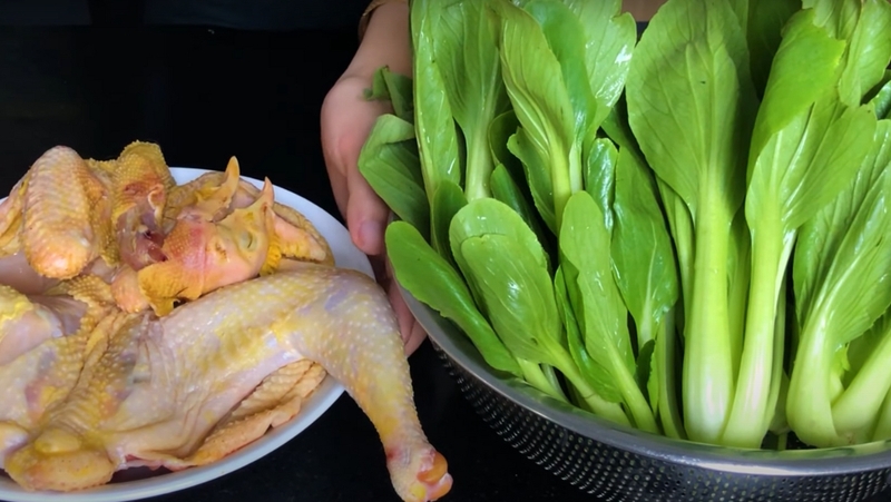 Cách làm gà hấp cải thìa 1