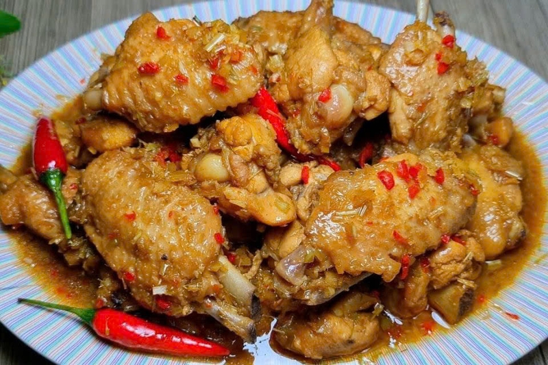 món gà kho sa tế hấp dẫn cho bữa cơm