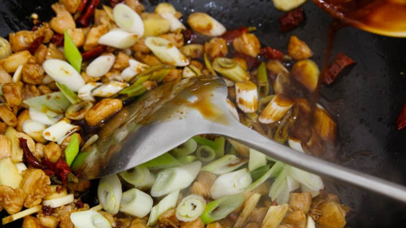 Gà Kung Pao 3