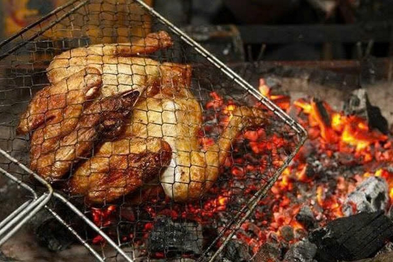 gà nướng Bản Đôn ảnh 5