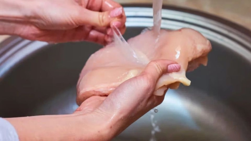 Bước 1: Sơ chế nguyên liệu