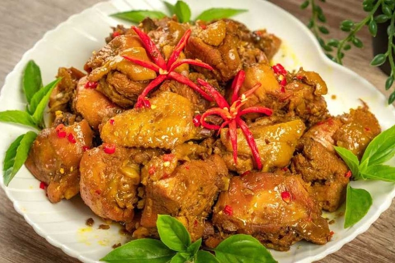 gà xào lăn