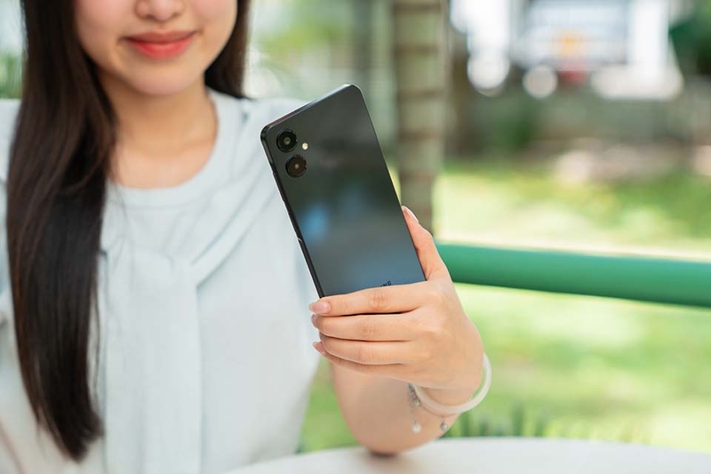 galaxy-a06-5g-vo-dich-phan-khuc-gia-re-2025 (1).jpg