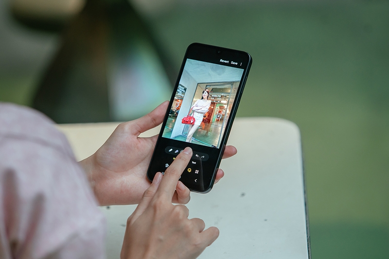 galaxy-a17-5g-chat-nhat-phan-khuc (24).jpg