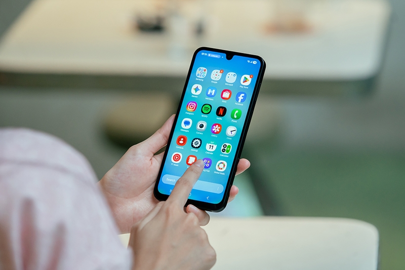 galaxy-a17-5g-chat-nhat-phan-khuc (4).jpg