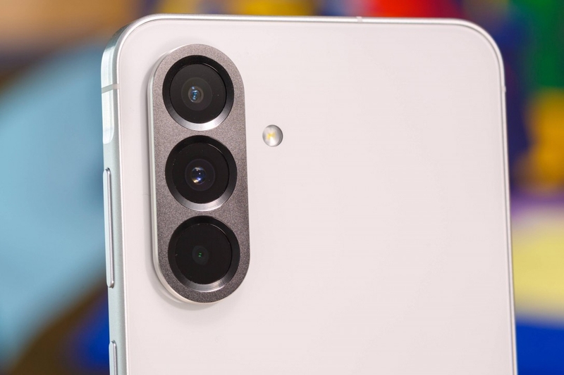 Galaxy A37 và Galaxy A57 lộ camera mới, người dùng tầm trung có lý do để chờ