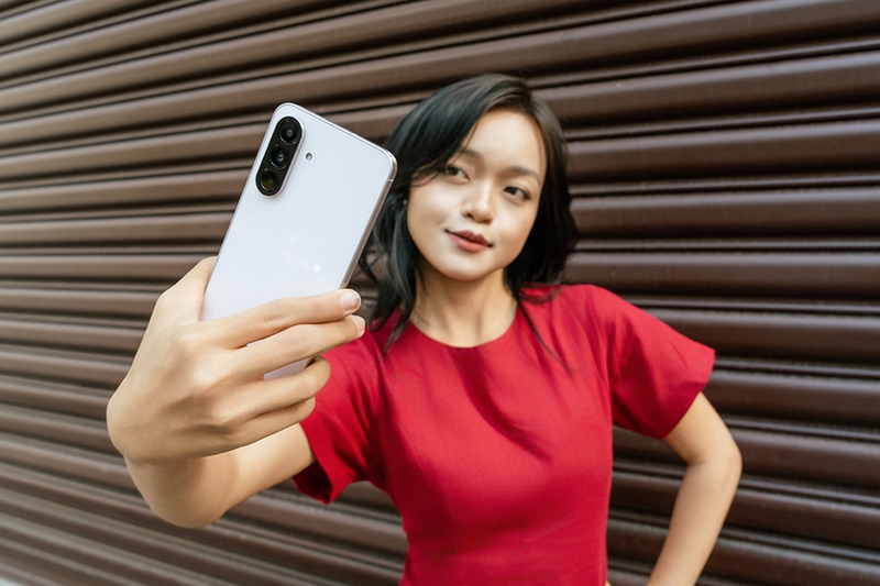 galaxy-a56-5g-lua-chon-ly-tuong-dip-tet (11).jpg