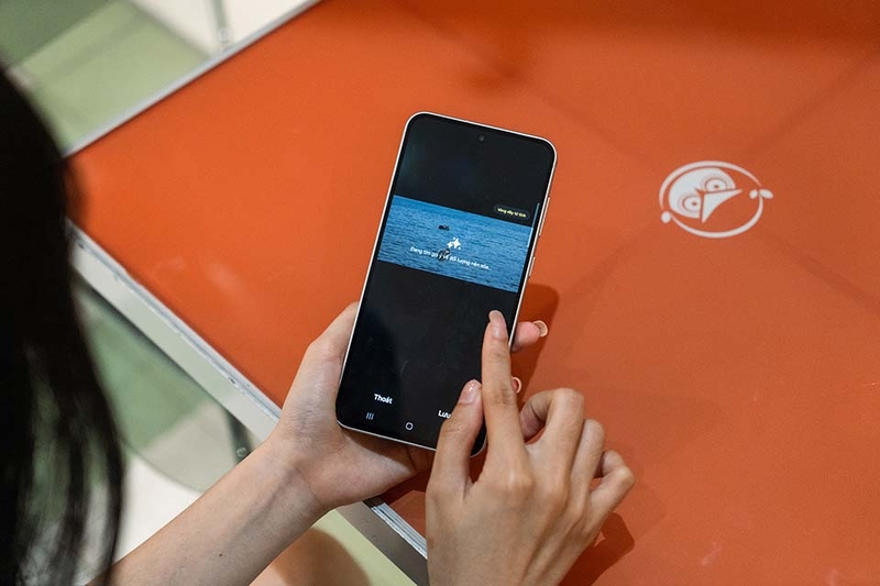 galaxy-a56-5g-so-mot-trong-tam-gia-10-trieu (12).jpg