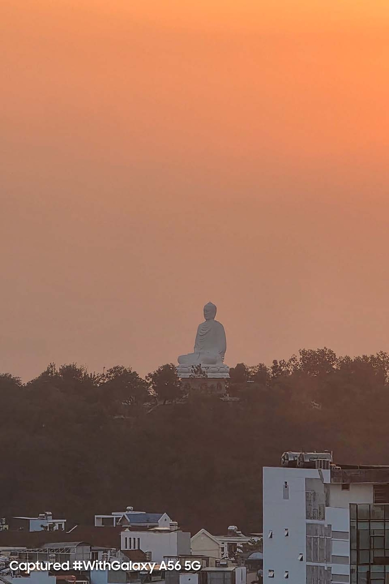 galaxy-a56-5g-so-mot-trong-tam-gia-10-trieu (7).jpg