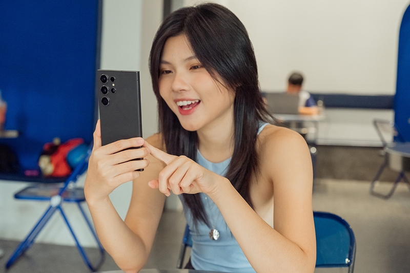 galaxy-ai-chia-khoa-mo-ra-tuong-lai-cua-dien-thoai-samsung (7).jpg