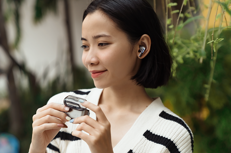 Samsung Galaxy Buds3 Pro: Khi thiết kế “kiếm ánh sáng” kết hợp với chống ồn AI rất xịn sò 8