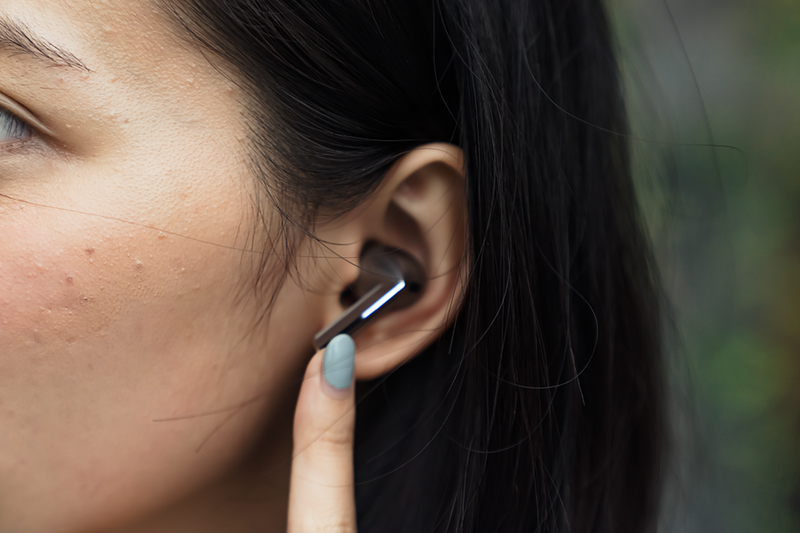 Samsung Galaxy Buds3 Pro: Khi thiết kế “kiếm ánh sáng” kết hợp với chống ồn AI rất xịn sò 10