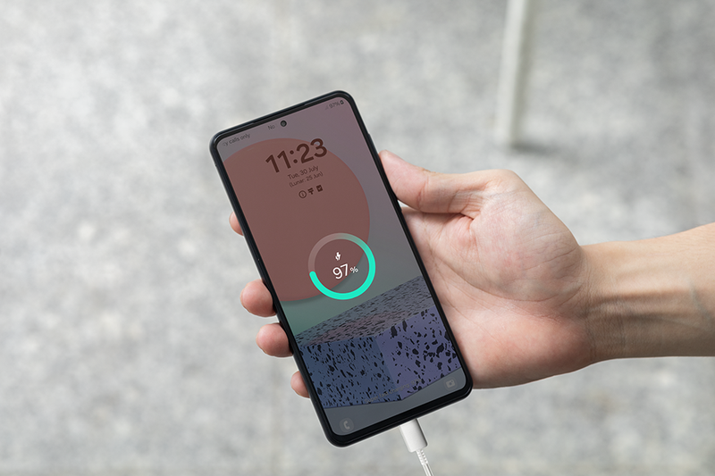 Mạnh mẽ, bền bỉ và mượt mà, Galaxy M55 5G xứng danh thủ lĩnh phân khúc cận cao cấp 8