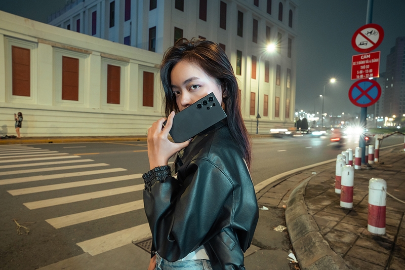 galaxy-s24-ultra-chup-dem-an-tuong-nhat-2024 (2).jpg