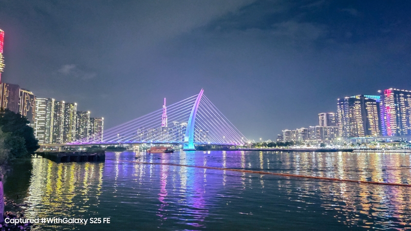 Galaxy S25 FE biến mọi khoảnh khắc đêm thành những khuôn hình đáng giá 5