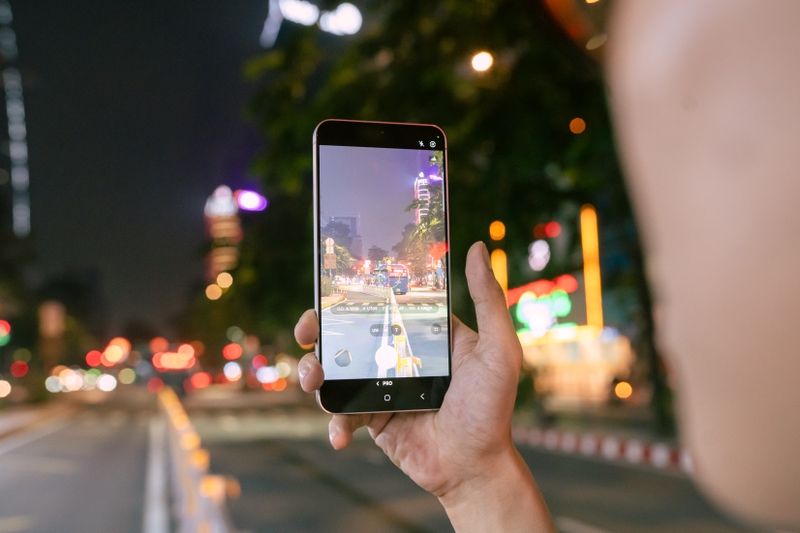 Galaxy S25 FE biến mọi khoảnh khắc đêm thành những khuôn hình đáng giá 6