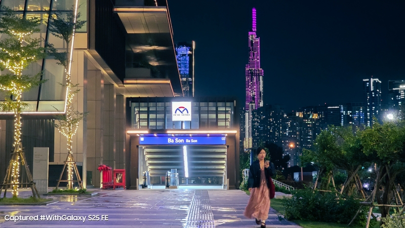 Galaxy S25 FE biến mọi khoảnh khắc đêm thành những khuôn hình đáng giá 8